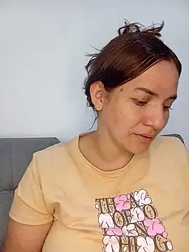 Snapshot of Sendy_kinky chatting on September 17, 11:29 pm Sendy kinky online show from September 17, 11:29 pm