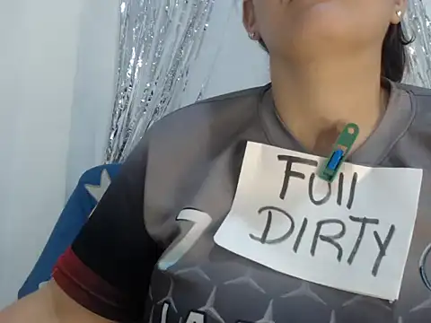 Snapshot of Sendy_kinky chatting on October 15, 12:20 am Sendy kinky online show from October 15, 12:20 am