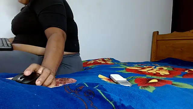 69smallstar online show from September 10, 6:18 pm