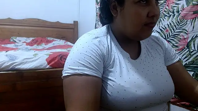 69smallstar online show from April 25, 1:36 pm