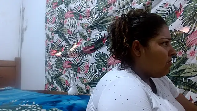 69smallstar online show from July 31, 11:42 am