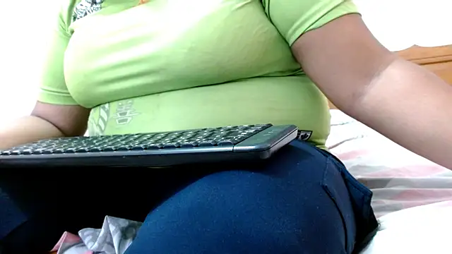 69smallstar online show from October 6, 5:57 pm