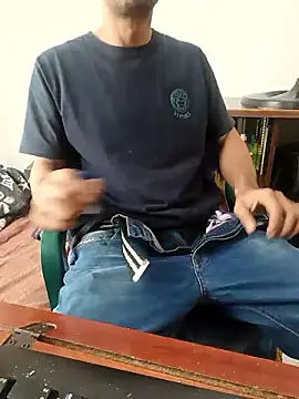 pajaito xl online show from January 17, 8:12 pm