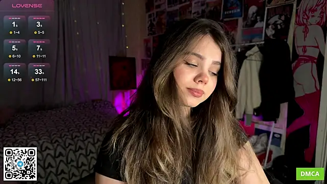 Snapshot of PinkiRay chatting on October 13, 6:20 pm PinkiRay online show from October 13, 6:20 pm