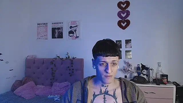 2cyboy  online show from September 11, 10:32 pm