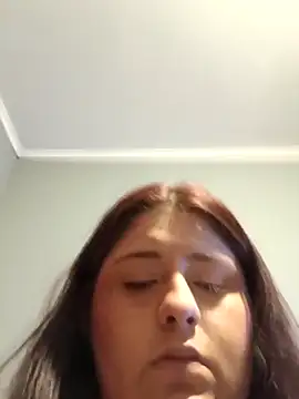 tudiablitalitabellaaa online show from February 12, 5:07 am