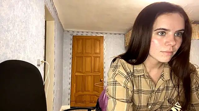 Snapshot of Lia_rise chatting on September 8, 4:17 pm Lia rise online show from September 8, 4:17 pm
