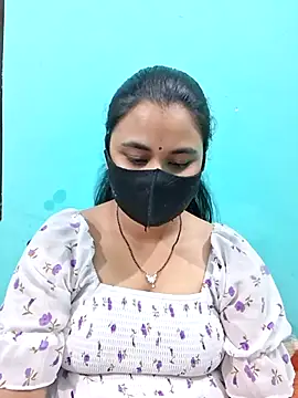 Snapshot of DivyaBhabhi69@xh chatting on June 25, 1:38 pm DivyaBhabhi69xh online show from June 25, 1:38 pm