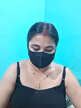 Snapshot of DivyaBhabhi69@xh chatting on July 16, 12:24 pm DivyaBhabhi69xh online show from July 16, 12:24 pm
