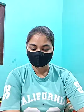 Snapshot of DivyaBhabhi69@xh chatting on July 1, 7:30 am DivyaBhabhi69xh online show from July 1, 7:30 am