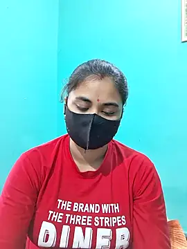 Snapshot of DivyaBhabhi69@xh chatting on June 6, 3:45 am DivyaBhabhi69xh online show from June 6, 3:45 am