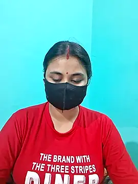 Snapshot of DivyaBhabhi69@xh chatting on July 18, 7:44 pm DivyaBhabhi69xh online show from July 18, 7:44 pm