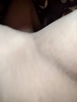 Hot pooja55 online show from February 10, 4:39 pm