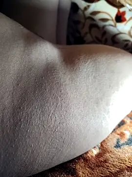 Hot pooja55 online show from February 8, 4:05 pm