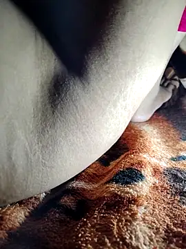 Hot pooja55 online show from February 9, 6:00 am