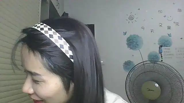 Snapshot of Monice1314 chatting on September 25, 12:22 pm Monice1314 online show from September 25, 12:22 pm