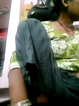 Hot tin74 online show from December 3, 6:07 pm