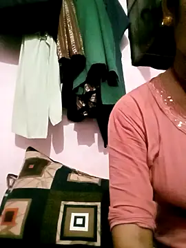 Snapshot of Hot_tin74 chatting on September 28, 4:47 pm Hot tin74 online show from September 28, 4:47 pm