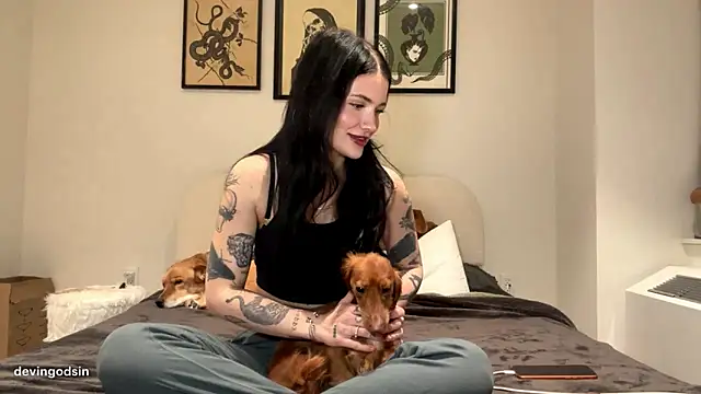 devingodsin online show from February 7, 1:35 am