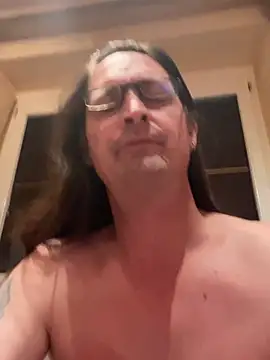 Snapshot of Cleohot1977 chatting on March 25, 10:08 pm Cleohot1977 online show from March 25, 10:08 pm