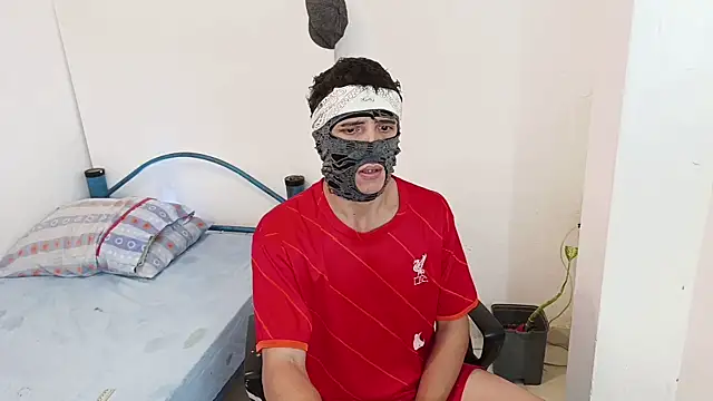 Dominic Shadow online show from February 13, 1:27 am