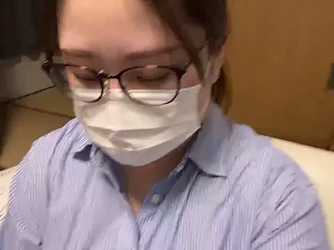 Snapshot of shimera-nohime25 chatting on September 11, 11:10 am shimera-nohime25 online show from September 11, 11:10 am