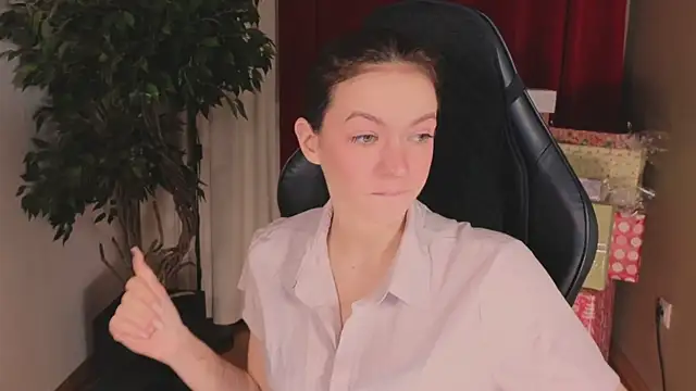 Loona Eclipse online show from November 28, 8:31 pm