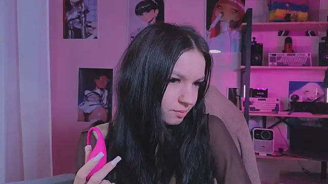 Loona Eclipse online show from February 17, 8:28 pm