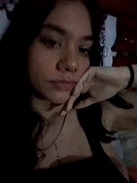 Snapshot of emmii_cute chatting on September 25, 10:05 pm emmii cute online show from September 25, 10:05 pm