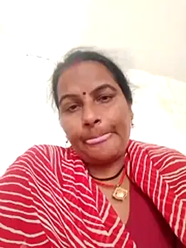 Snapshot of Suhani_hot12 chatting on November 26, 8:47 am Suhani hot12 online show from November 26, 8:47 am