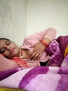 Snapshot of Suhani_hot12 chatting on October 28, 4:17 pm Suhani hot12 online show from October 28, 4:17 pm