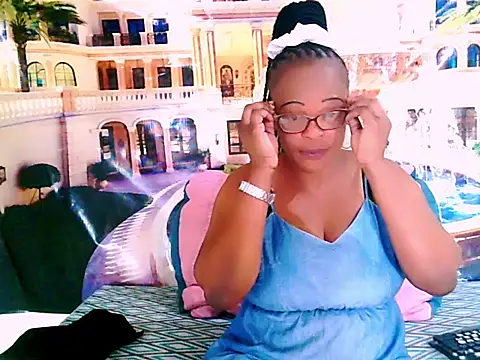 EbonyBloom69 online show from November 13, 5:33 am