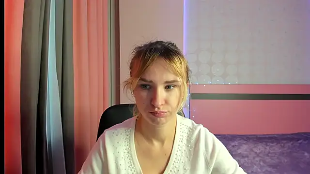 MeryMidnight online show from December 5, 6:56 am