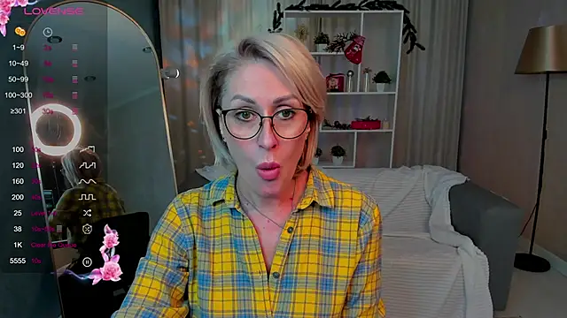 PamellaMurphy online show from January 9, 5:25 am