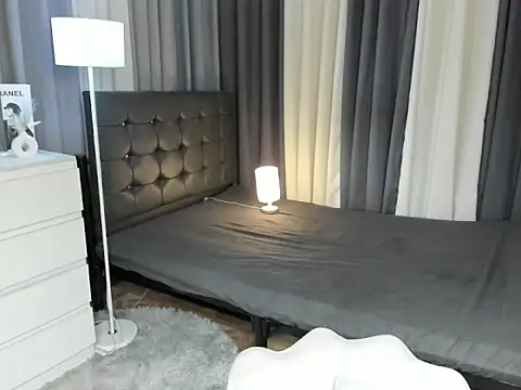 Blaire Samantha online show from October 19, 7:22 am