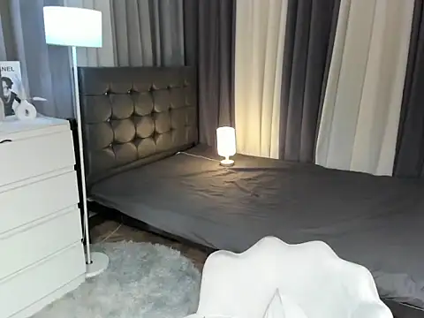 Blaire Samantha online show from October 6, 10:38 am