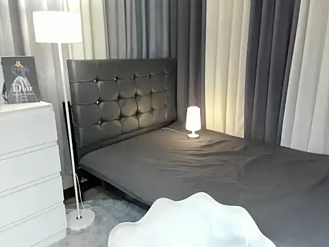 Blaire Samantha online show from December 2, 7:54 am