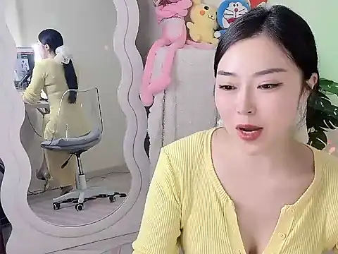 Snapshot of QQ__2025 chatting on September 12, 10:37 am QQ 2025 online show from September 12, 10:37 am