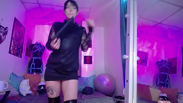 Snapshot of pom-purin chatting on October 24, 11:53 am pom-purin online show from October 24, 11:53 am