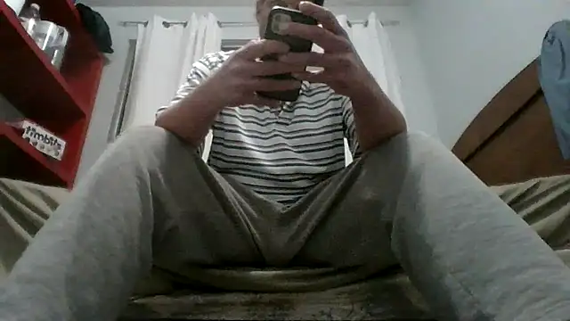 CouplesFuckToy69 online show from October 28, 4:35 am