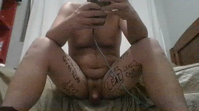 Snapshot of CouplesFuckToy69 chatting on September 18, 9:56 am CouplesFuckToy69 online show from September 18, 9:56 am