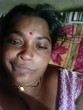 Snapshot of sadhna200 chatting on July 21, 10:44 pm sadhna200 online show from July 21, 10:44 pm