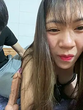 Helena-a online show from November 9, 3:05 pm