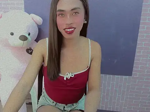 secretmiller  online show from December 1, 2:18 pm