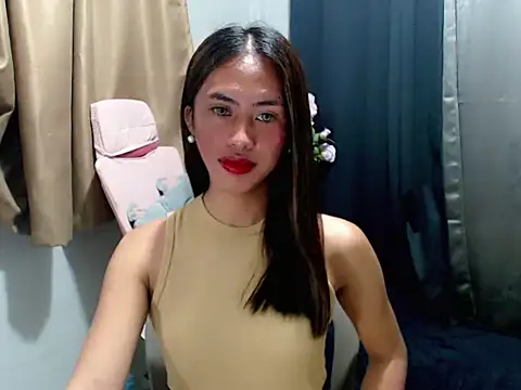 secretmiller  online show from November 24, 8:20 pm