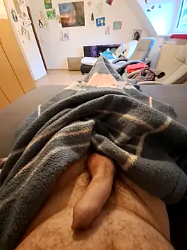 Snapshot of chrisili1986 chatting on December 2, 7:32 am chrisili1986 online show from December 2, 7:32 am