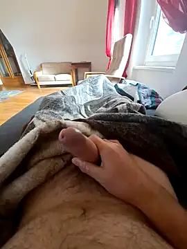 Snapshot of chrisili1986 chatting on November 14, 9:24 am chrisili1986 online show from November 14, 9:24 am