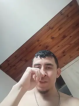 Snapshot of Eross_Santy chatting on July 12, 3:02 pm Eross Santy online show from July 12, 3:02 pm