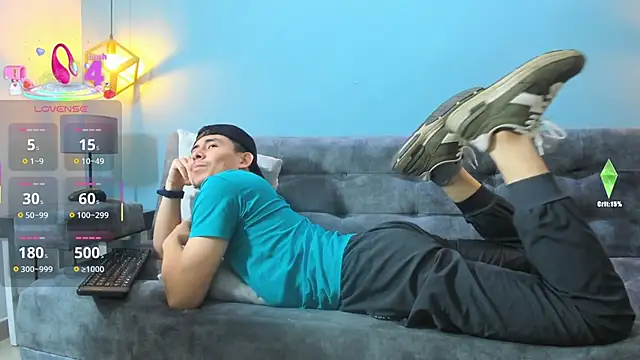 Eross Santy online show from October 19, 12:30 pm