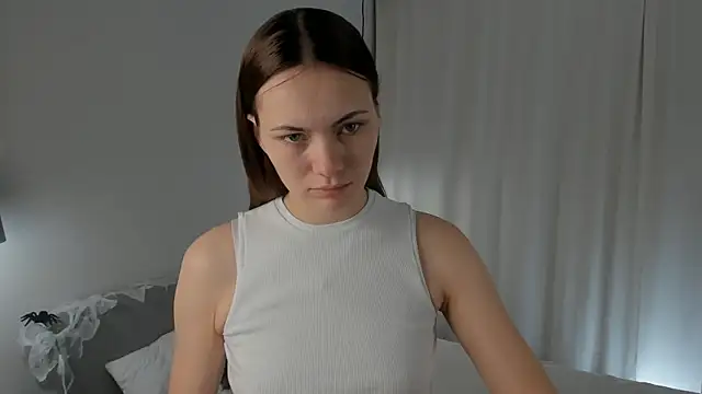 Snapshot of SirenaOstrem chatting on November 2, 1:10 am SirenaOstrem online show from November 2, 1:10 am